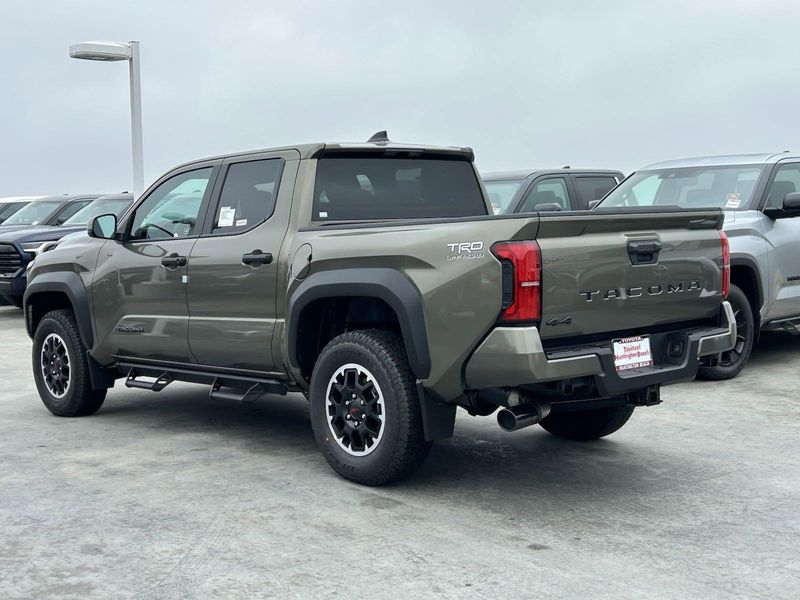 2024 Toyota Tacoma TRD Off RoadImage 5