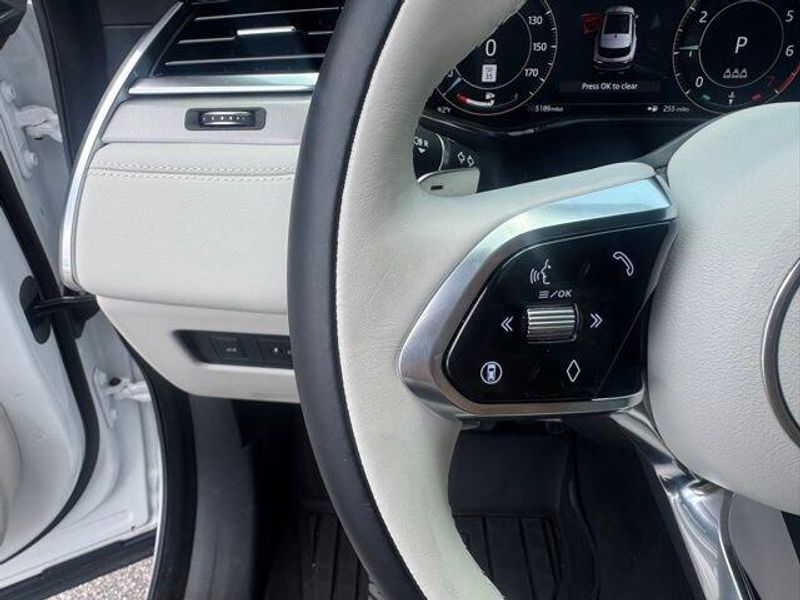 2025 Jaguar F-PACE R-Dynamic S