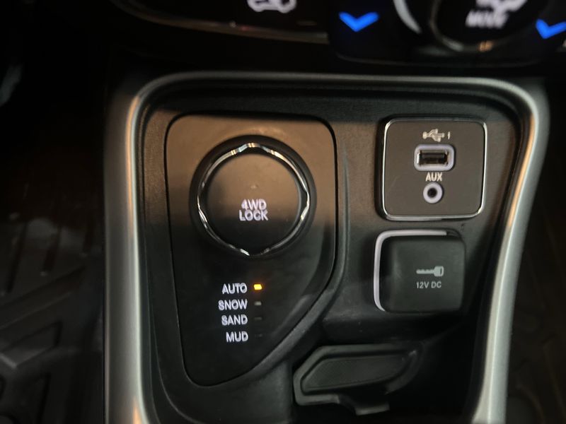 Used 2021 Jeep Compass 80th AnniversaryImage 35