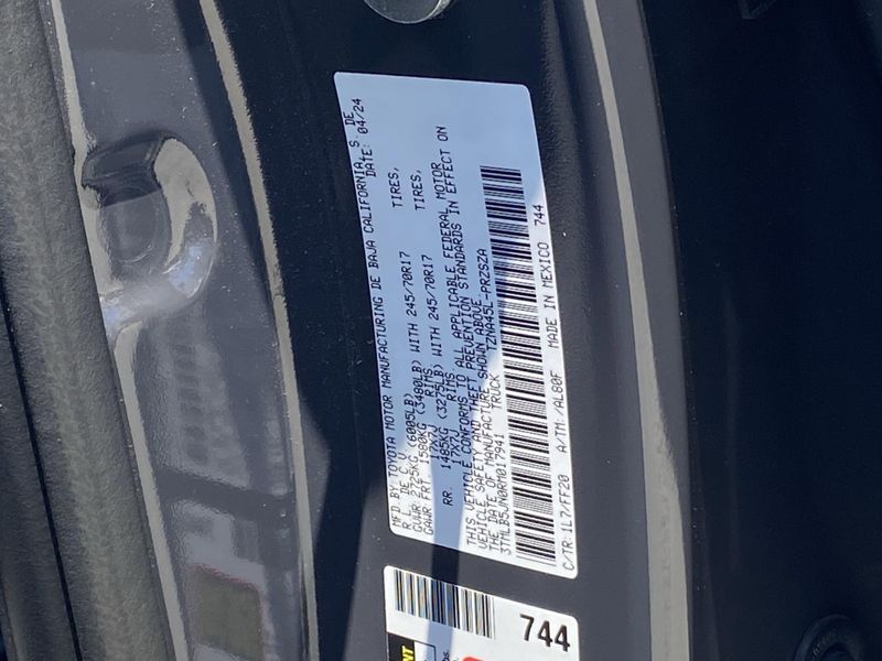 Used 2024 Toyota Tacoma SR5Image 30