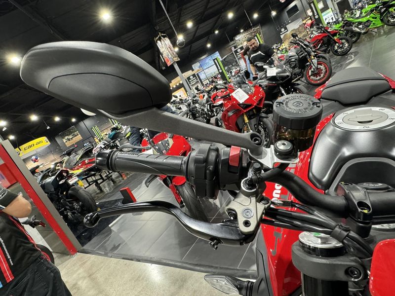 New 2025 Ducati Monster Image 11