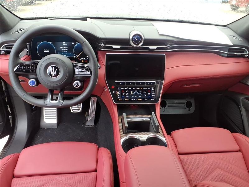 New 2026 Maserati Grecale ModenaImage 20