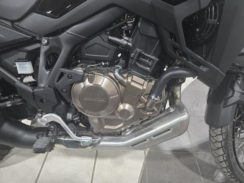 NEW 2026 HONDA AFRICA TWIN Image 8