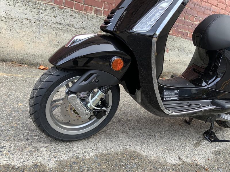 New 2025 Vespa PRIMAVERA 150 
