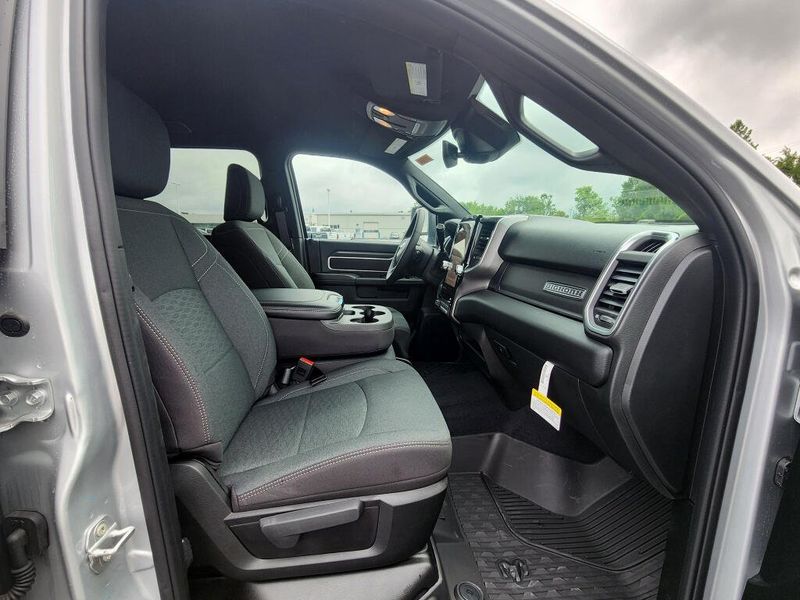 New 2026 RAM 2500 Big Horn Crew Cab 4x4 6'4' Box