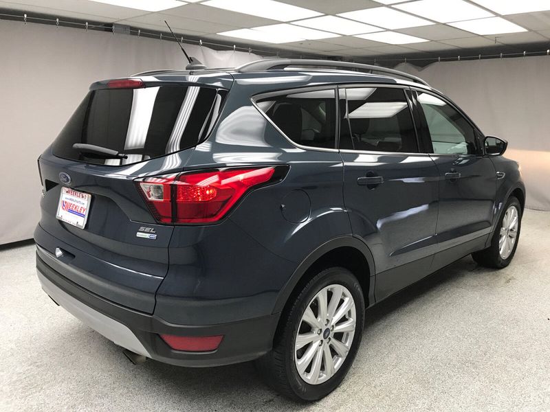 Used 2019 Ford Escape SELImage 11