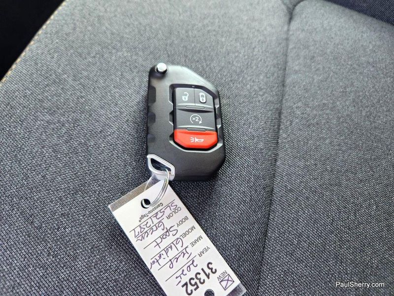 New 2025 Jeep Gladiator Willys 4x4