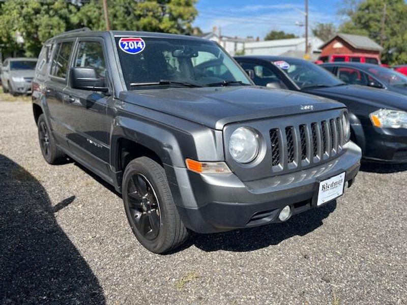 Used 2014 Jeep Patriot LatitudeImage 1