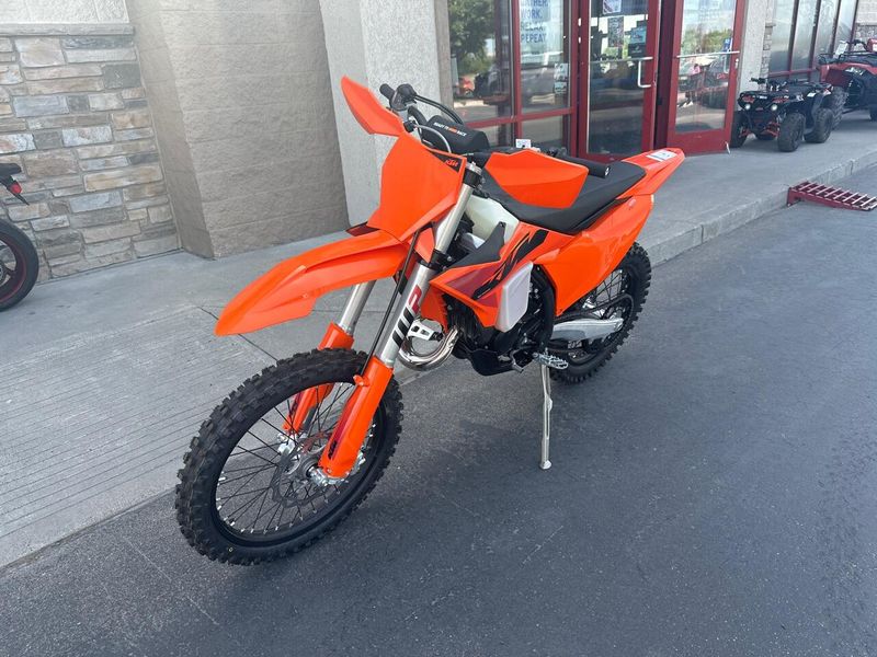 New 2025 KTM XC 125 