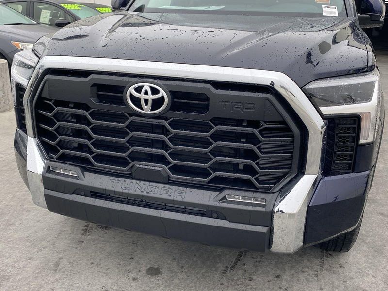 2025 Toyota Tundra SR5Image 7