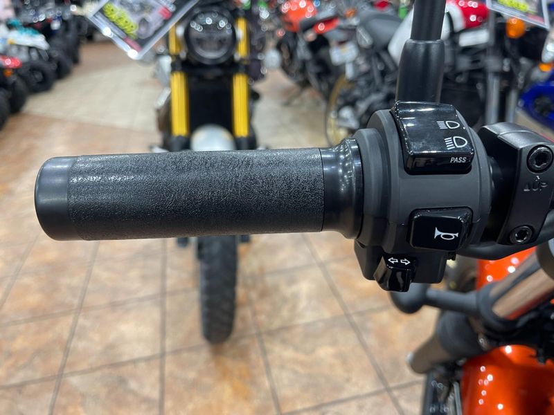 New 2025 Honda SHADOW PHANTOM Image 15