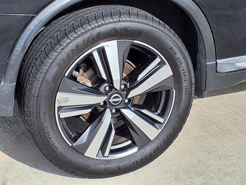 2020 Nissan Rogue SLImage 11