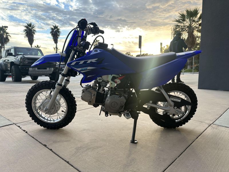2025 Yamaha TT-R50E Image 6