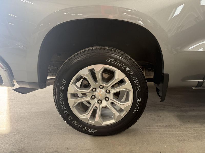 Used 2025 Chevrolet Silverado 1500 LTImage 5