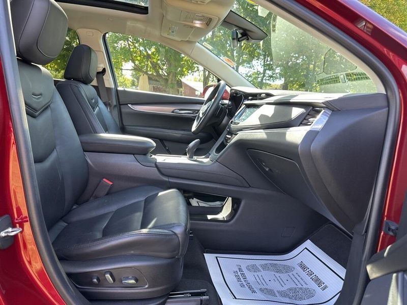 2017 Cadillac XT5 Premium Luxury photo 20