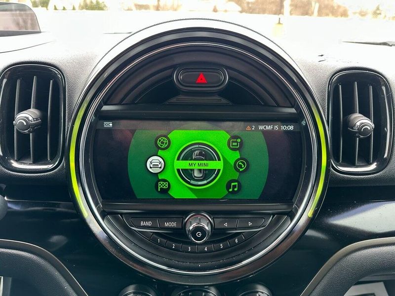 2018 MINI Countryman BaseImage 5