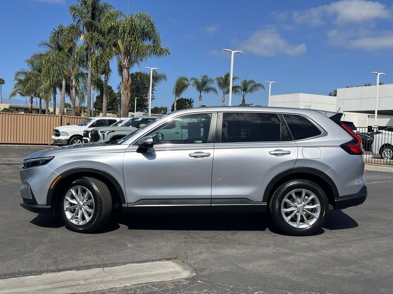 Used 2023 Honda CR-V EXImage 2