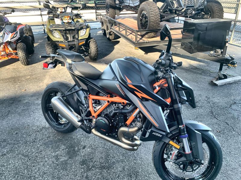New 2026 KTM 1390 SUPER DUKE R EVO Image 18