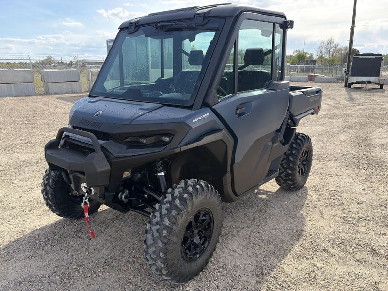 New 2026 Can-Am DEFENDER XT CAB HD11 WSCREEN 