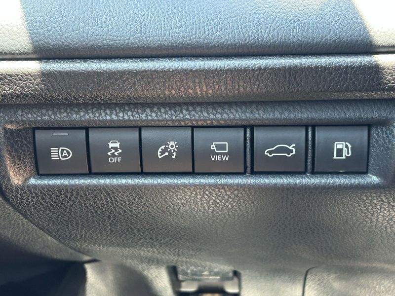 Used 2025 Toyota Camry XSEImage 29