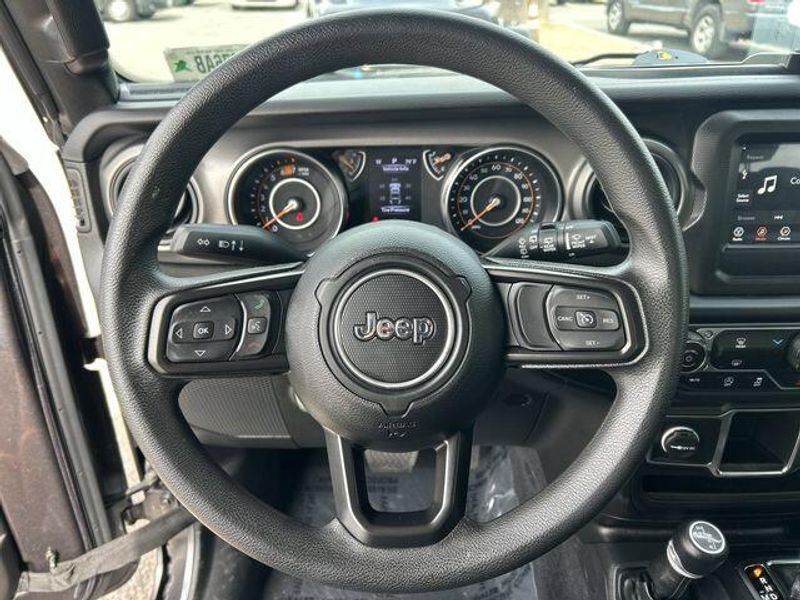 Used 2023 Jeep Wrangler SportImage 21