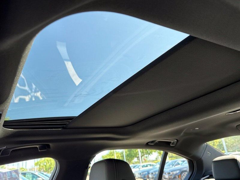Used 2026 BMW 5 Series 530iImage 21