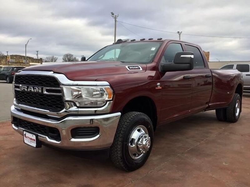 2024 RAM 3500 Tradesman Crew Cab 4x4 8