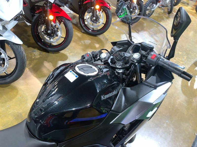 New 2025 Kawasaki NINJA 500 SE ABS Image 14