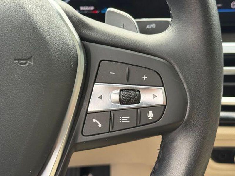 Used 2023 BMW 3 Series 330iImage 25