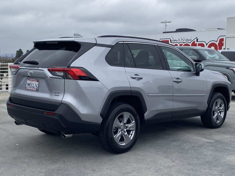 2024 Toyota RAV4 Image 4