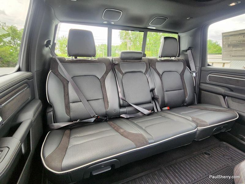 2025 RAM 1500 Laramie Crew Cab 4x4 5