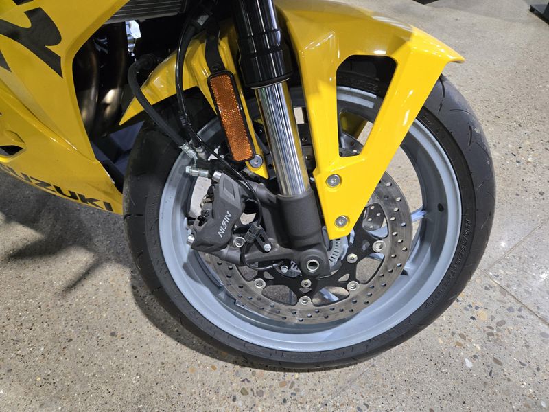 2024 Suzuki GSXS 8R Image 19