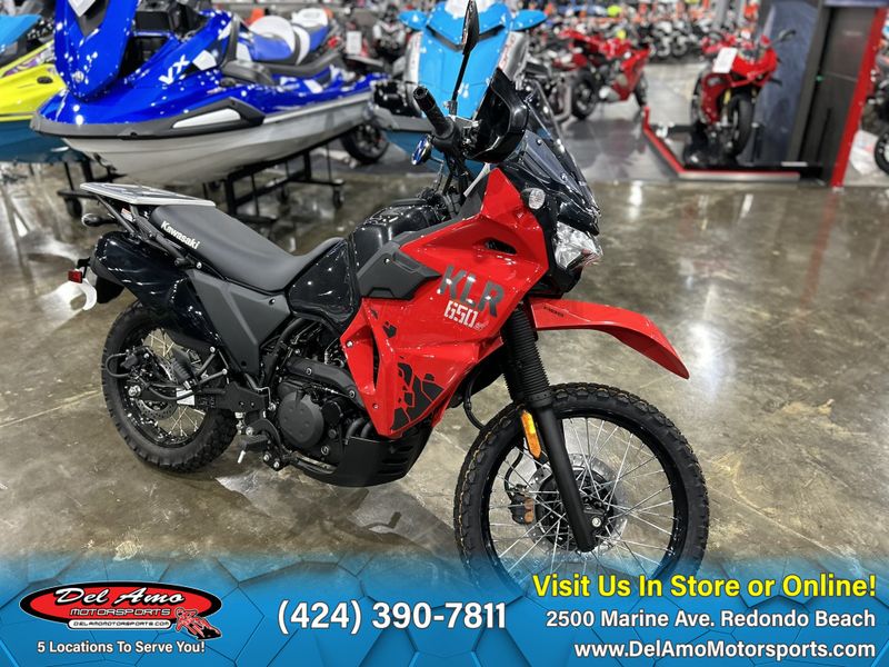 2024 Kawasaki KL650KRFNL  in a FIRECRACKER RED/METALLIC CARBON GRAY exterior color. Del Amo Motorsports of Redondo Beach (424) 304-1660 delamomotorsports.com 