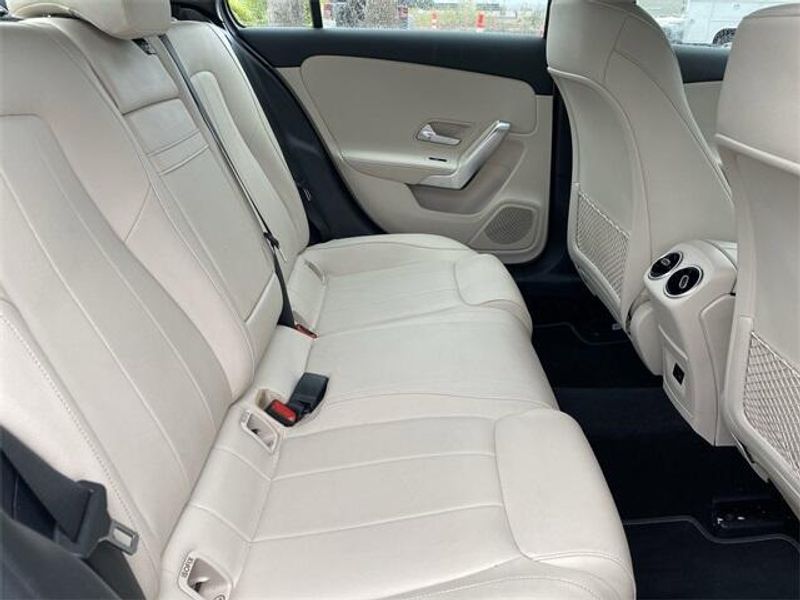 2022 Mercedes-Benz A 220 220Image 13