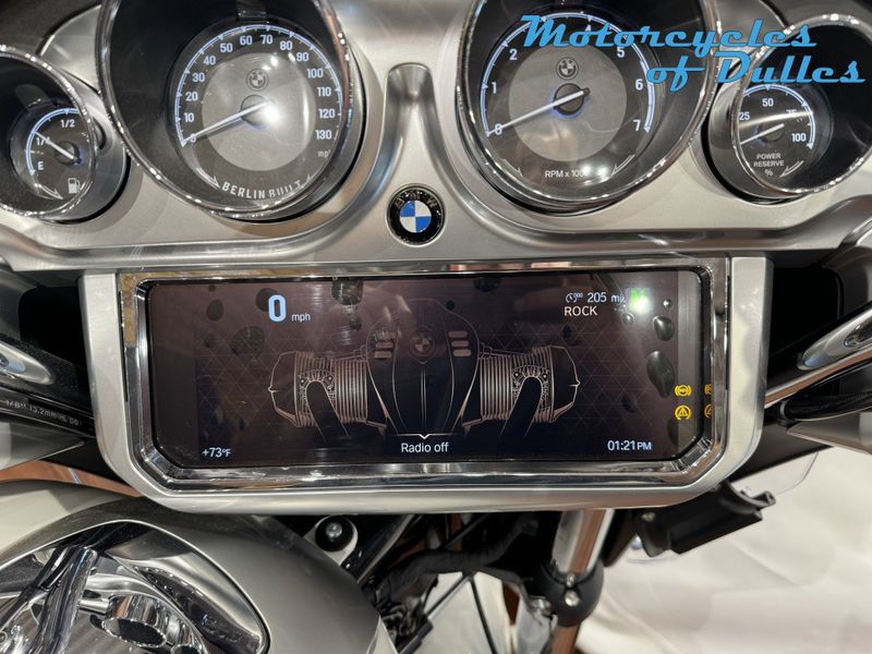 2023 BMW R 18 Transcontinental in a Mineral White exterior color. Motorcycles of Dulles 571.934.4450 motorcyclesofdulles.com 