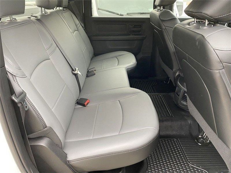 2022 RAM 2500 Tradesman Crew Cab 4x4 8