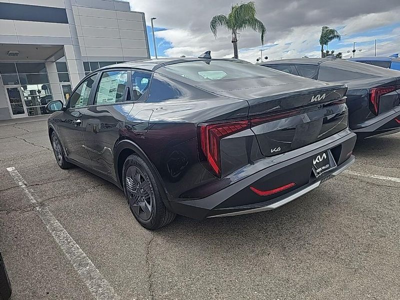 New 2026 Kia K4 LXImage 5