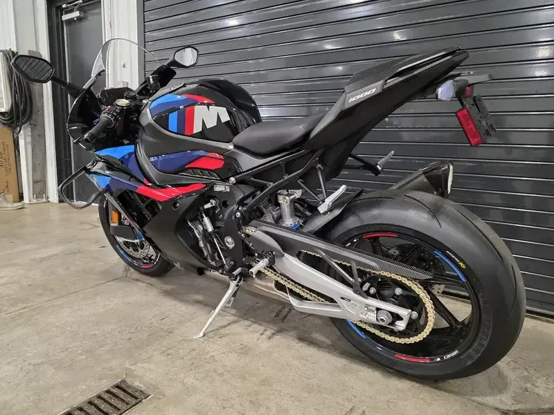 2026 BMW M 1000 RR