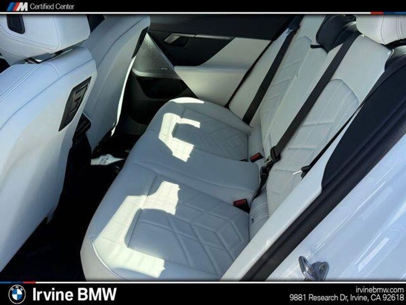 Used 2025 BMW 5 Series 530iImage 32