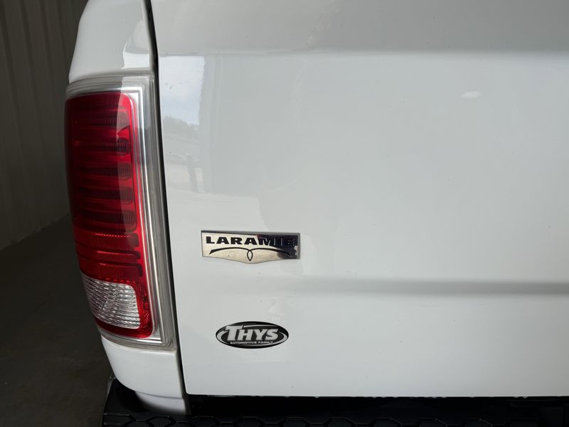 Used 2015 RAM 1500 LaramieImage 9