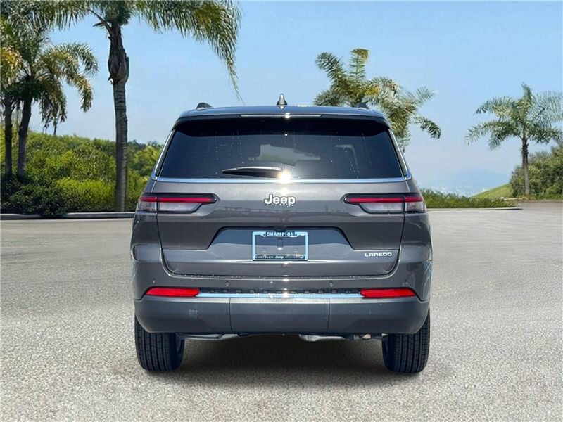 New 2026 Jeep Grand Cherokee L Laredo 4x2