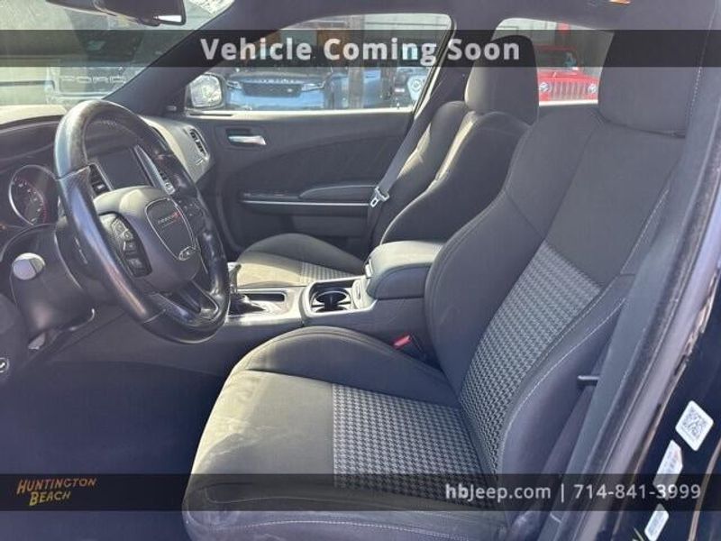 2022 Dodge Charger R/TImage 8