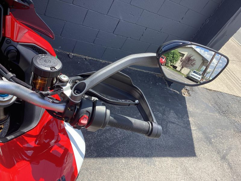 2024 Ducati Multistrada V4 Pikes Peak 