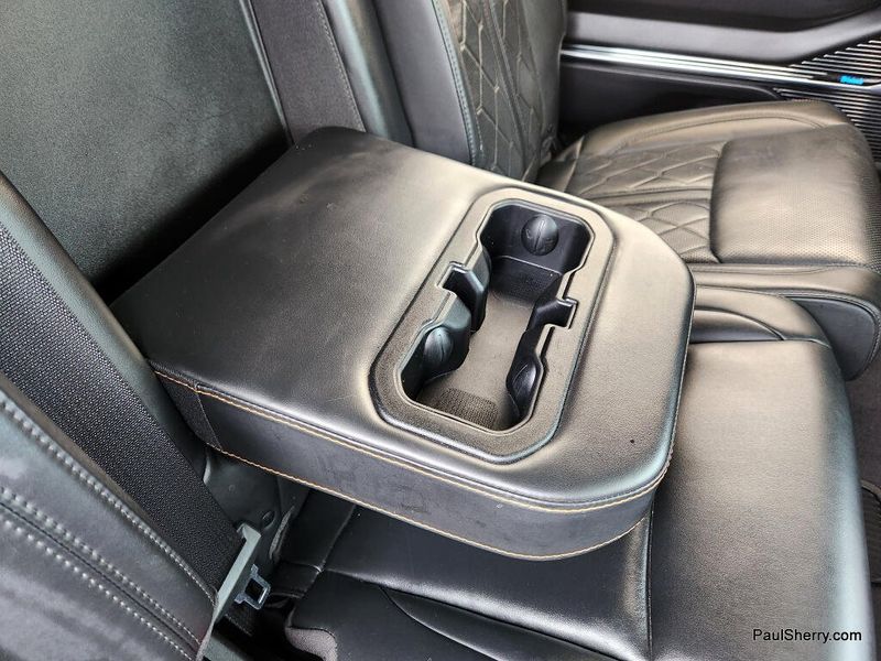 2022 Jeep Grand Wagoneer Series III