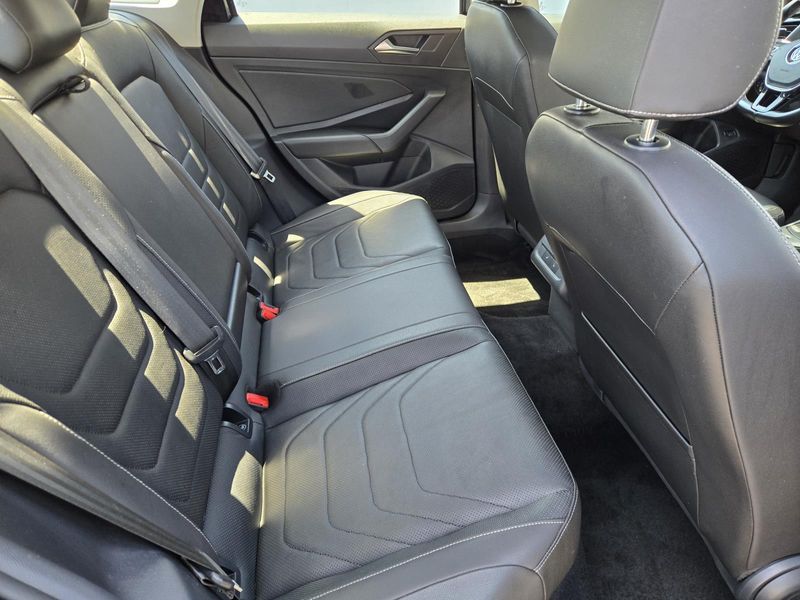 Used 2019 Volkswagen Jetta SEL Premium