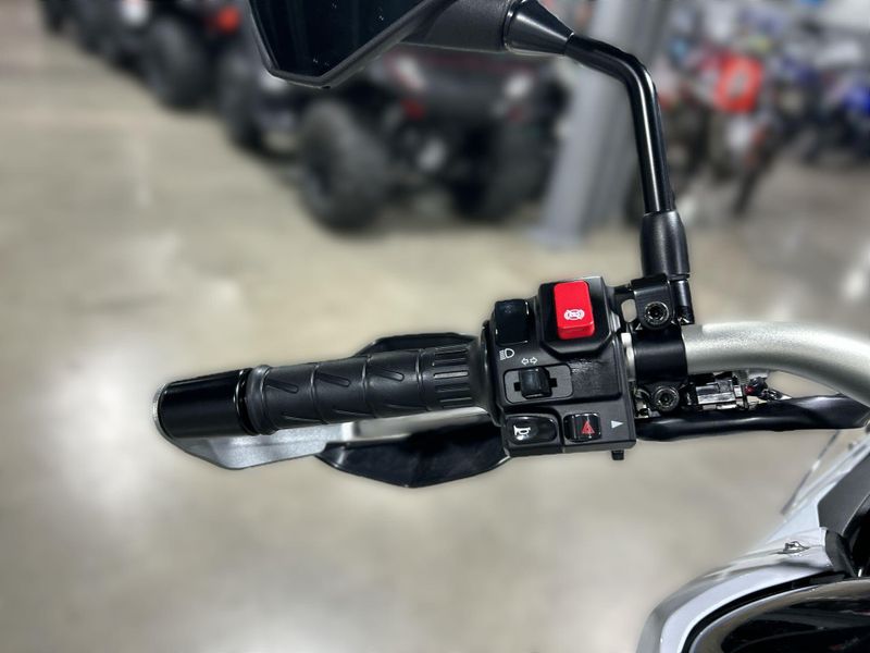 Used 2026 Kawasaki KLE500 SE ABS Image 28
