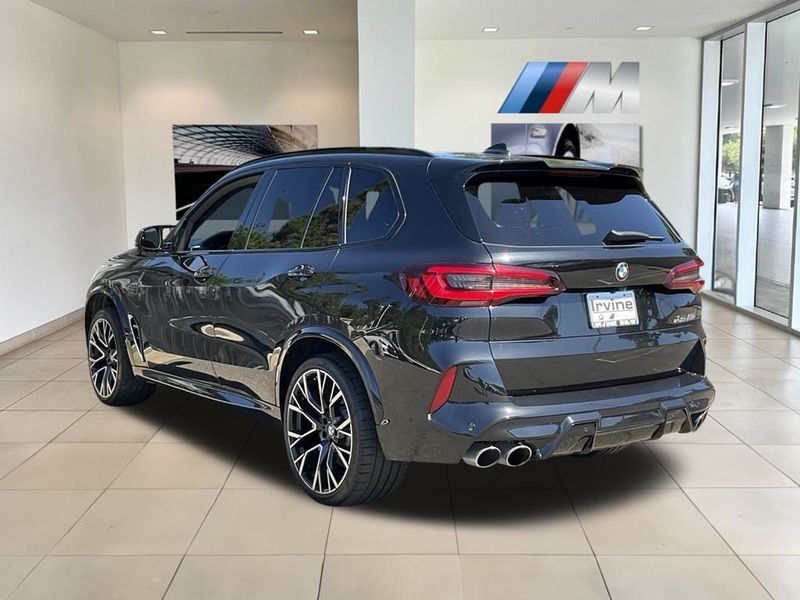 2021 BMW X5 M BaseImage 6