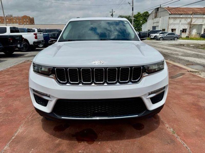 Used 2022 Jeep Grand Cherokee LimitedImage 2