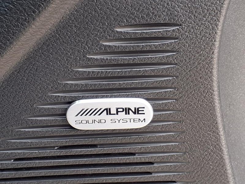 2022 Dodge Challenger R/T PlusImage 5