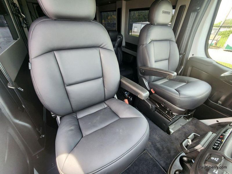 2024 RAM Promaster 2500 Slt+ Window Van High Roof 159
